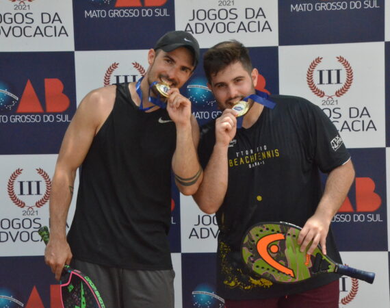 Matheus Ferro e André Luiz são os campeões do Beach Tennis masculino