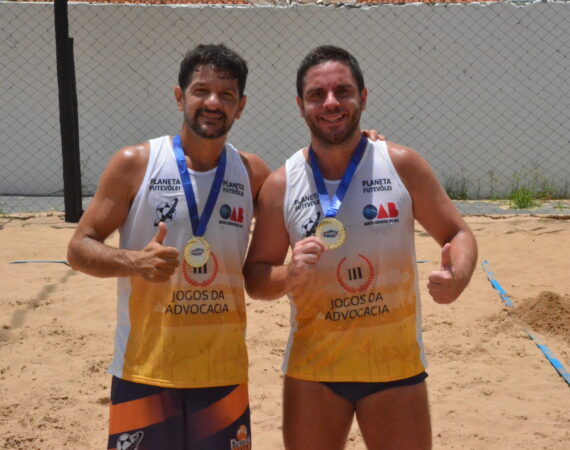 Fábio Souza e André Doreto são campeões no Futevôlei masculino