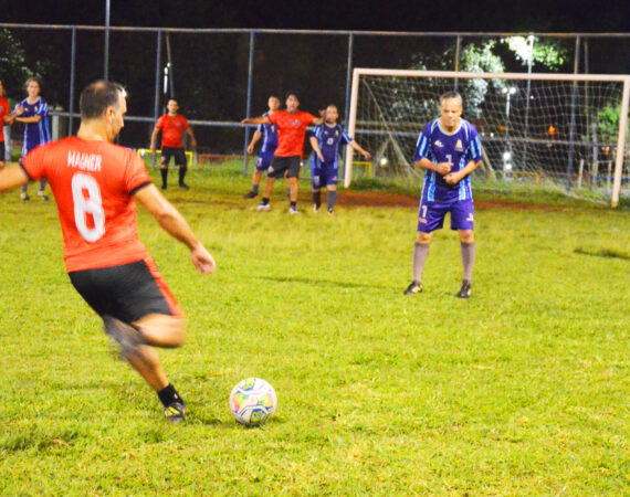 Em partida que teve até gol de prefeito, Advogol vence Master CG por 5 a 2